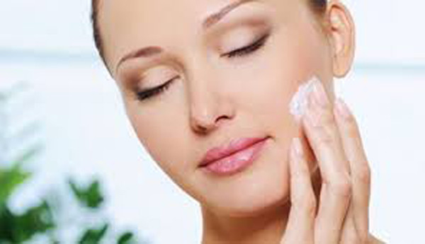 Một khi Telomere càng ngắn thì quá trình lão hóa diễn ra càng nhanh. Bên cạnh đó, việc mang thai cũng khiến phụ nữ trải qua nhiều biến động cảm xúc, căng thẳng nên quá trình lão hóa cũng diễn ra nhanh hơn.