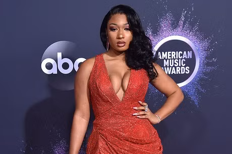 Thiết kế chèn ép vòng một ná thở.