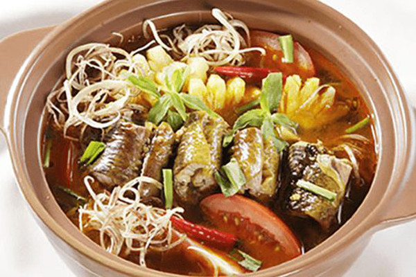 Đặc biệt, loại giun tròn kí sinh ở lươn có sức sống rất dai dẳng. Ngay cả khi đun trong nước sôi cũng khó có thể tiêu diệt chúng. Ảnh: Internet.