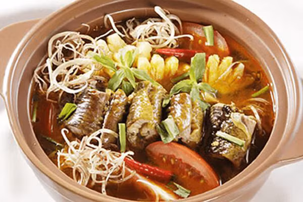 Đặc biệt, loại giun tròn kí sinh ở lươn có sức sống rất dai dẳng. Ngay cả khi đun trong nước sôi cũng khó có thể tiêu diệt chúng. Ảnh: Internet.