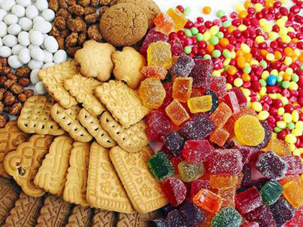 Bánh kẹo. Đồ ngọt có thể giúp giải phóng năng lượng, tâm trạng tốt hơn song lượng ăn vào cần được kiểm soát chặt chẽ. Tiêu thụ lượng lớn có thể gây tổn thương mạch máu.