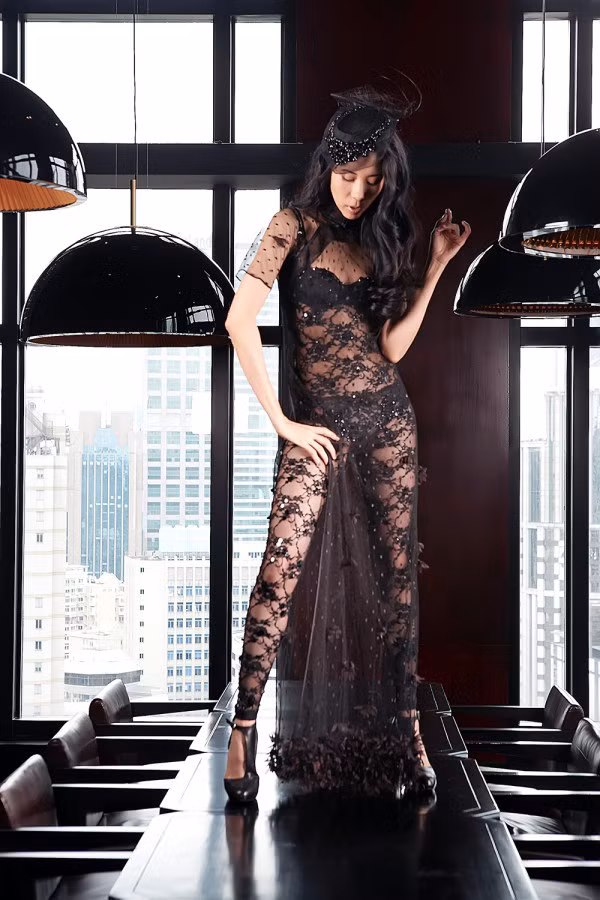 Nhiều người phàn nàn, người đẹp không biết phân biệt giữa quyến rũ và thời trang thảm họa.