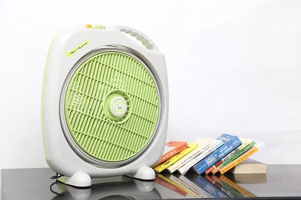 Quạt trong thời gian dài, dù giải nhiệt rất tốt nhưng cũng gây ra hiện tượng bốc hơi nhiệt cục bộ. Vì vậy không nên bật quạt trong thời gian dài, và nên kiểm soát trong vòng 3 giờ.