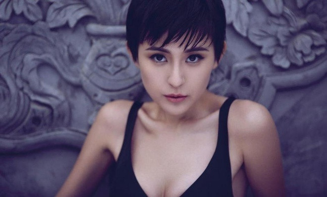 Hãy cùng ngắm nhìn vẻ đẹp gợi cảm của người đẹp Tân Cương.