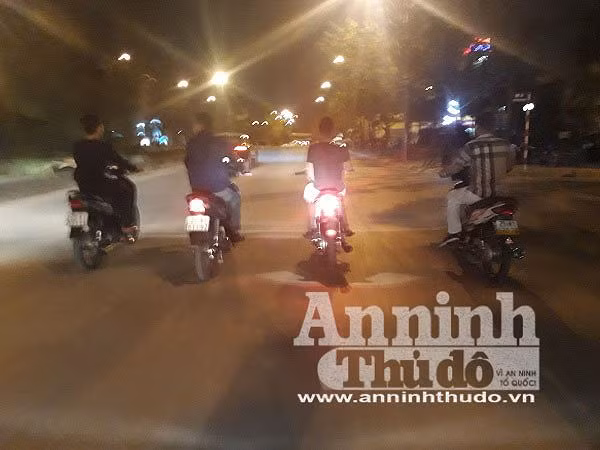 CLB "Wave Alpha Long Biên" gồm gần 70 thành viên là những thanh thiếu niên "yêu xe" Honda Wave.