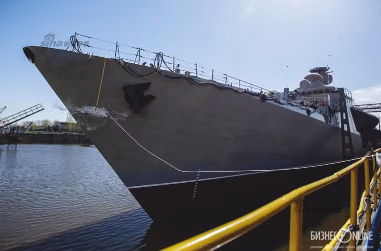 Cặp tàu thứ hai tàu hộ vệ Gepard 3.9 Project 11661E được giới thiệu là cải tiến đáng kể khả năng tác chiến chống ngầm (với sonar, ngư lôi), kích thước tàu lớn hơn một chút, trong khi thủy thủ đoàn rút gọn nhờ tăng tính tự động hóa trong vận hành tàu.