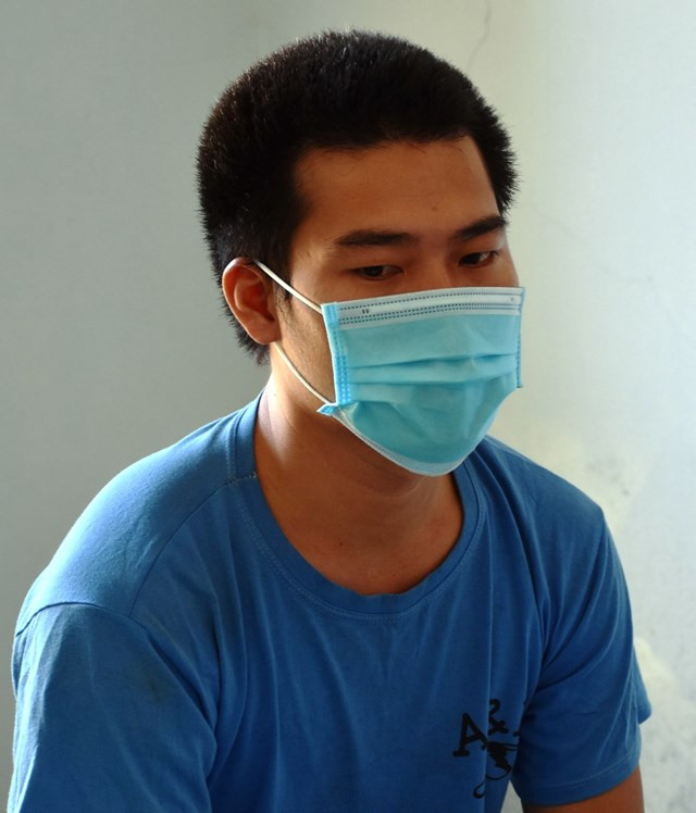  Lập Faecbook giả bán lan đột biến để lừa hơn 200 triệu đồng: Nguyễn Minh Tiến (29 tuổi, trú TP Tam Kỳ, tỉnh Quảng Nam) đã giả facebook của người chuyên bán hoa lan rồi nói với nạn nhân góp vốn chơi lan chung chỉ trong thời gian ngắn, Tiến đã lừa đảo hàng trăm triệu đồng của người mê lan. Ngày 31/5, Tiến bị Công an Quảng Nam đã khởi tố, bắt tạm giam.