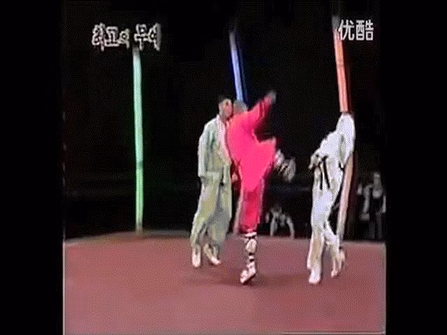 MMA: Tuy Quyen dau Karate, gia say bi danh cho say that