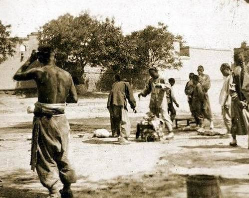 Những người dân thường Trung Quốc thời đó.