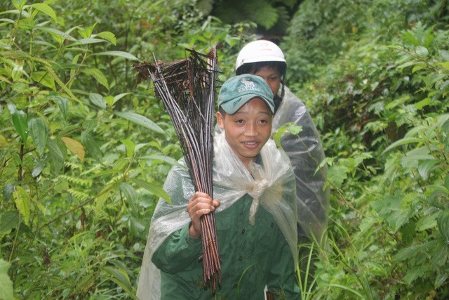 Len cong troi Ngoc Linh san 