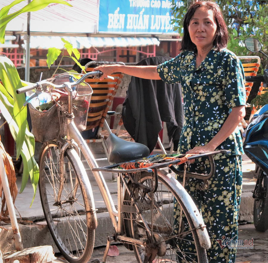 Cai Tet hanh phuc cua chi ve chai sau 44 nam xa me-Hinh-3