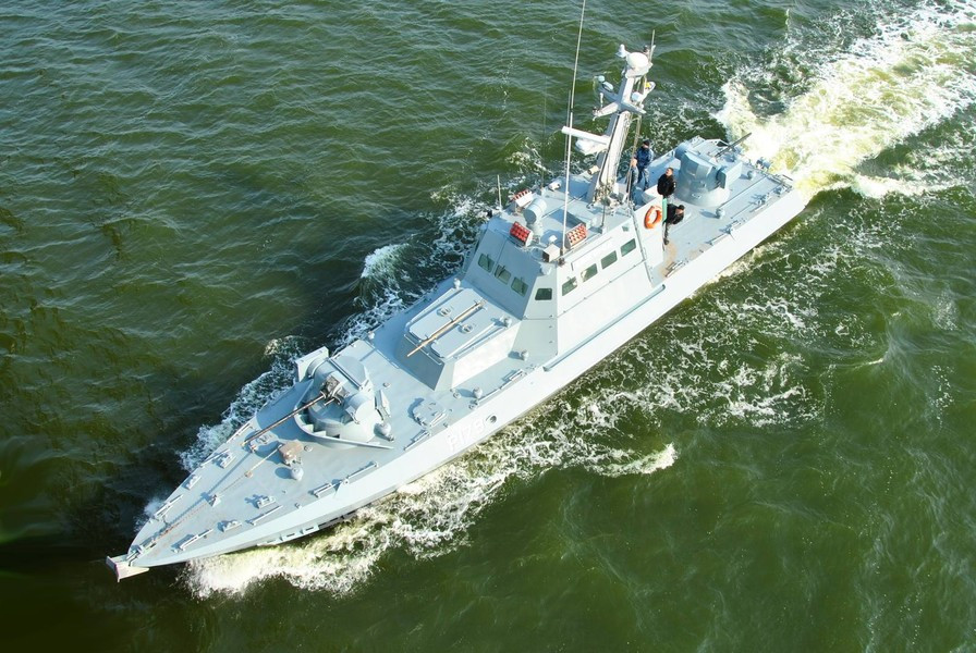 Cần nhắc lại, Dự án 58155 Gyurza-M là một lớp tàu pháo tuần tra cỡ nhỏ được biên chế cho Hải quân Ukraine. Hai chiếc tàu đầu tiên được đặt lườn tại xưởng đóng tàu Kuznya na Rybalsky (trước đây là Leninskaya Kuznya) vào tháng 10 năm 2012.