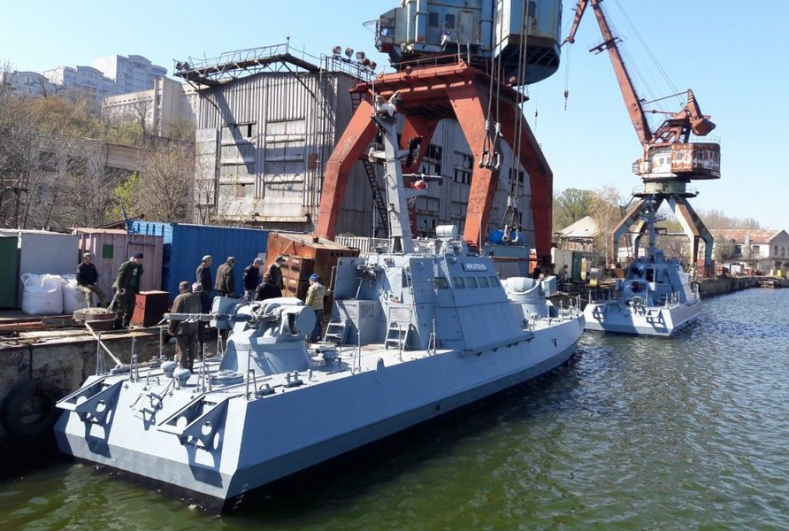 Ban đầu chính quyền Ukraine dự định đóng 9 tàu như vậy, hoàn thành trong năm 2017. Thực tế Kyiv đã đưa vào biên chế được 8 chiếc, với tàu cuối cùng bàn giao trong năm 2021.