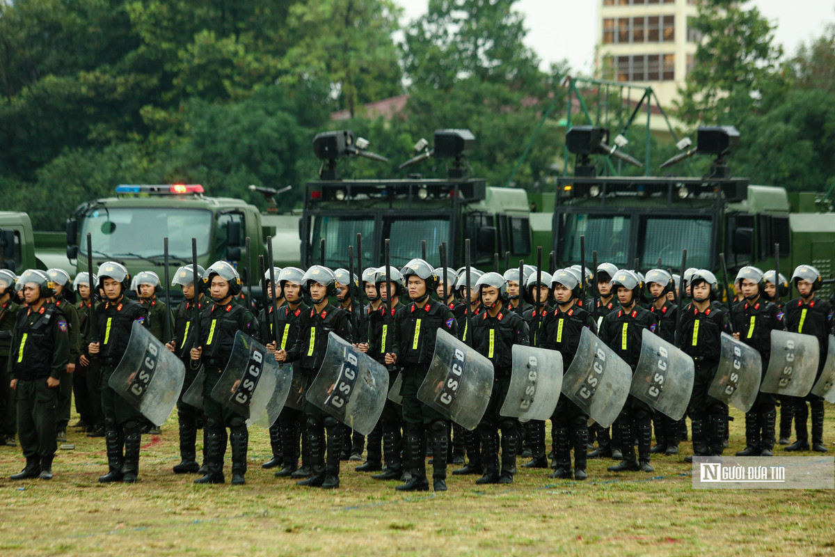 Thượng tá Nguyễn Văn Nam cũng cho biết, nhiệm vụ của Đơn vị Cảnh sát gìn giữ hòa bình số 1 là đảm bảo, tăng cường an ninh cho khu vực triển khai phái bộ; đảm bảo an ninh cho các cơ quan của Liên Hợp Quốc và đảm bảo an ninh trật tự cho cảnh sát nước sở tại, góp phần đảm bảo an toàn cho người dân nước sở tại và các hoạt động cứu trợ nhân đạo, thực thi bảo vệ quyền con người.
