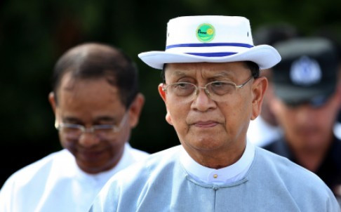 Ngày 12/11, Tổng thống Thein Sein đề nghị các đảng chính trị họp tại thành phố Yangon vào ngày 15/11 nhằm thảo luận về tình hình chính trị hậu bầu cử. Trước đó, ông Thein Sein tuyên bố đảng USDP và quân đội sẽ tôn trọng sự lựa chọn của người dân. Ảnh: AP