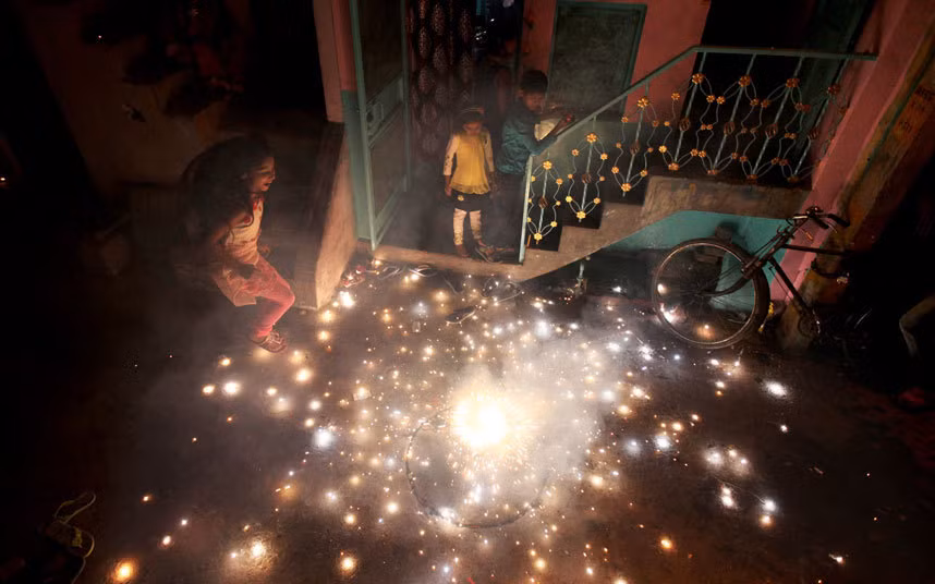 Ruc ro le hoi anh sang Diwali 2015-Hinh-8