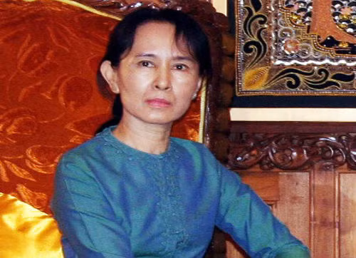 Cuoc doi nguoi phu nu noi tieng nhat Myanmar-Hinh-6