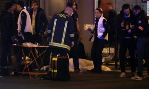 Xac dinh quoc tich 129 nan nhan vu khung bo lien hoan o Paris