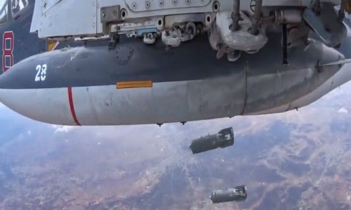 Các chiến đấu cơ Nga tiếp tục tham gia chiến dịch không kích các mục tiêu khủng bố tại Syria.