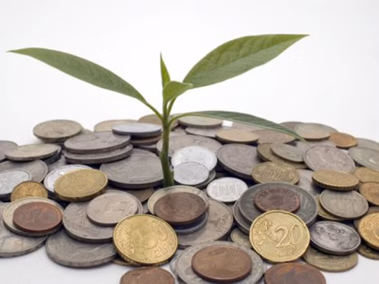 Tham gia bảo hiểm. Tham gia bảo hiểm là cách giúp bạn giảm áp lực tài chính khi có vấn đề sức khỏe nói chung, điều trị ung thư nói riêng. Chính vì điều này, bạn nên chủ động tham gia bảo hiểm thay vì đợi đến khi được chẩn đoán mắc bệnh mới hành động.