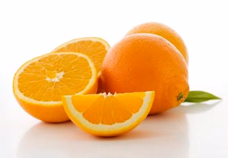 Cam quýt, bưởi. Vitamin C là chất chống oxy hóa cực mạnh, hiện diện nhiều trong các loại trái cây họ bưởi. Khi đi vào cơ thể, vitamin C góp phần ngăn ngừa sự hình thành hợp chất nito gây ung thư.