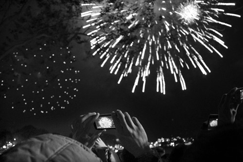 Nen han che ban phao hoa trong dip le, Tet