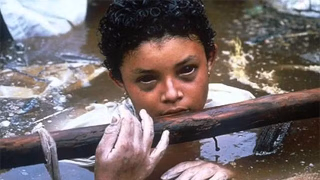 Doi mat den am anh cua be gai va tham hoa kinh hoang nhat TG-Hinh-3