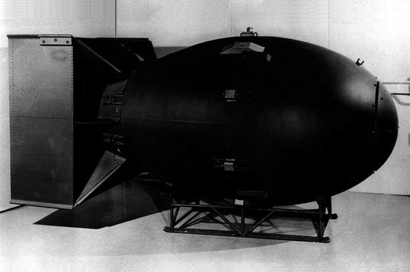 Vào ngày 9/8/1945, quả bom hạt nhân thứ 2 được Mỹ ném xuống Nagasaki, Nhật Bản khiến 40.000 người thiệt mạng và 60.000 người bị thương.