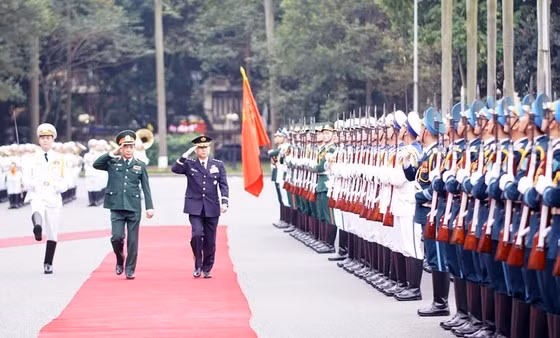 Viet Nam se cung Nhat Ban hop tac dong tau quan su?-Hinh-2