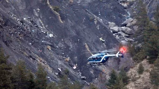 Ngay sau khi xảy ra vụ tai nạn trên, lực lượng cứu hộ nhanh chóng đến hiện trường. Tại đây, họ tìm thấy nhiều mảnh vỡ máy bay cũng như thi thể các nạn nhân.