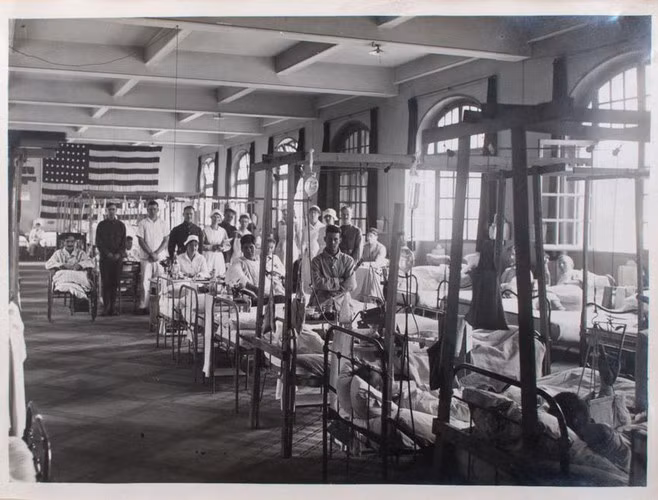 Theo ước tính, 3/4 binh sĩ thuộc quân đội Pháp và khoảng 1/2 binh sĩ Anh nhiễm virus cúm Tây Ban Nha.