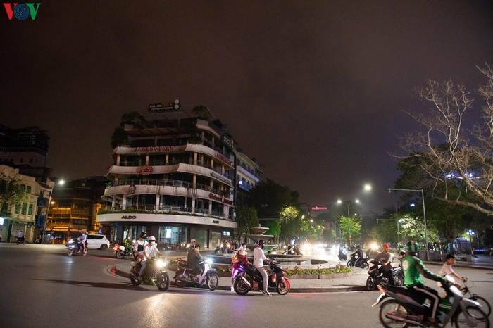 Ngay sau đó, lực lượng cảnh sát trật tự đã có mặt kịp thời để giải tán đám đông.