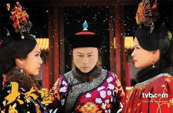 Dù thái giám bị tịnh thân mất khả năng có con nhưng họ được cho là vẫn còn ham muốn thể xác hoặc muốn được phụ nữ yêu thương. Chính điều ấy khiến những cuộc tình vụng trộm giữa phi tần, cung nữ với thái giám âm thầm diễn ra trong chốn hậu cung.