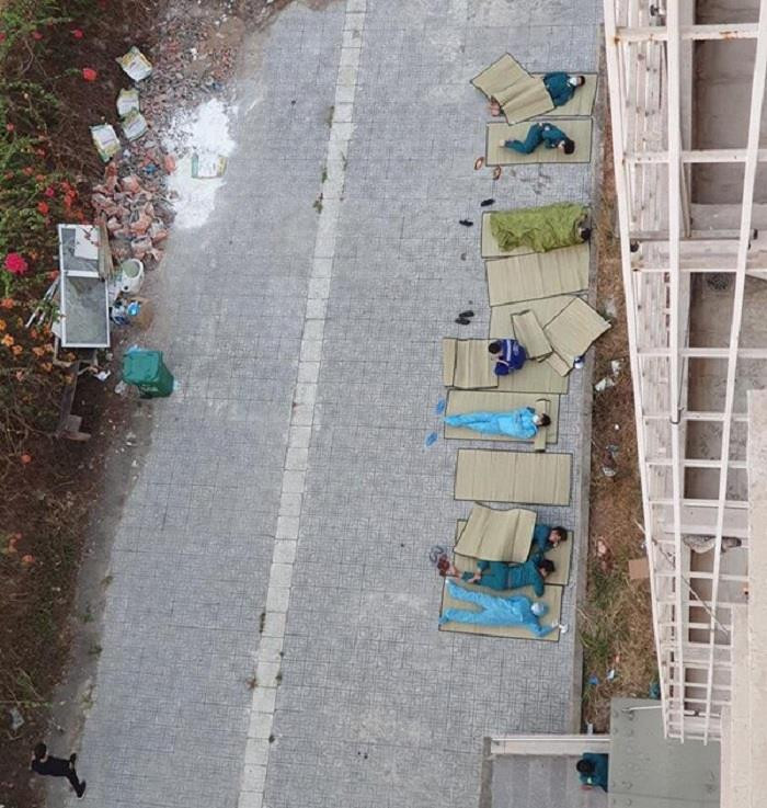 Dich Covid-19: Dung de tuyen dau mai 