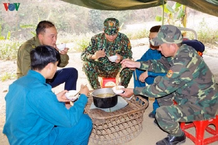 Dich Covid-19: Dung de tuyen dau mai 