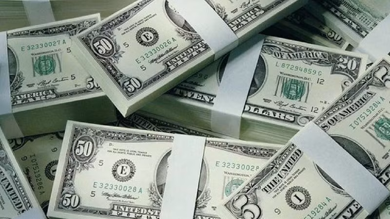 Vào ngày 12/3, Fed mua lại trái phiếu kho bạc và các chứng khoán khác từ các ngân hàng và thương nhân với tổng trị giá 500 tỷ USD. Sau đó, Fed lại mua 1.000 tỷ USD vào ngày 13/3 nhằm giải quyết sự gián đoạn bất thường trên thị trường tài chính kho bạc.