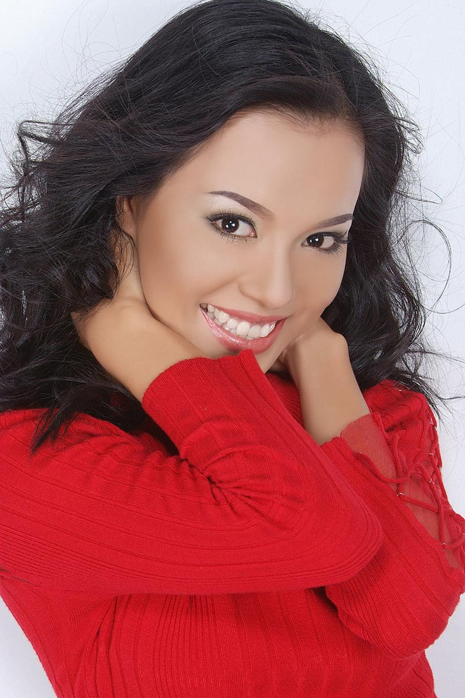 Lý Thanh Thảo góp mặt trong phim Gia đình phép thuật khi cô bước sang tuổi 27. Trước đó, nữ diễn viên được yêu mến khi tham gia Mùi ngò gai, Hương phù sa. Lý Thanh Thảo quyết định lên xe hoa cùng bạn trai làm nghề quay phim. Sau khi kết hôn, cô dành nhiều thời gian chăm sóc gia đình nhỏ. Tuy nhiên, cuộc hôn nhân đầu tan vỡ gần 2 năm sau đó. Năm 2013, nữ diễn viên sinh năm 1982 quen bạn trai Christiaan Romme, hơn cô 4 tuổi. Anh là tổng giám đốc một công ty tại khu công nghiệp Tân Bình, TP.HCM. Trong mắt Lý Thanh Thảo, bạn trai là người vui tính, hay cười và tốt bụng.