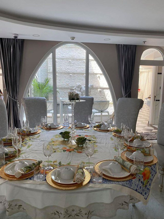 Can canh biet thu to nhu cung dien cua Hoa hau Giang My-Hinh-5