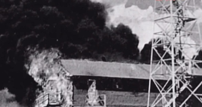 Thế nhưng, trong quá trình thử nghiệm, một số con dơi mang theo bom cháy bay ra khỏi khu vực thí nghiệm dẫn đến một vụ cháy nhỏ. Đến ngày 15/12/1943, Mỹ thử nghiệm bom dơi tại bãi thử ở bang Utah và đạt được thành công.