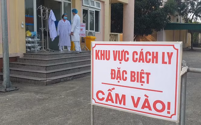 Nghe An: Cach ly 370 nguoi tro ve tu vung dich COVID-19