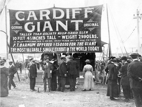 Ngay sau khi thông tin trên được công bố, rất nhiều người đổ xô đến và sẵn sàng bỏ tiền để có thể tận mắt nhìn thấy người khổng lồ Cardiff. Thậm chí, có người đề nghị bỏ ra số tiền lớn để mua lại.
