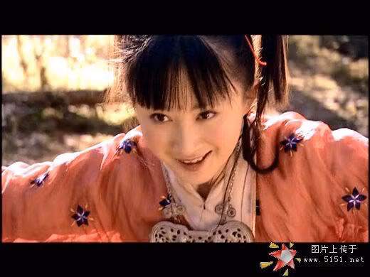 Được sư phụ truyền cho thiên trường địa cửu bất lão trường xuân công, về sau Thiên Sơn Đồng Lão sáng tạo thêm một số đổi mới và gọi là Bát hoang lục hợp duy ngã độc tôn công.