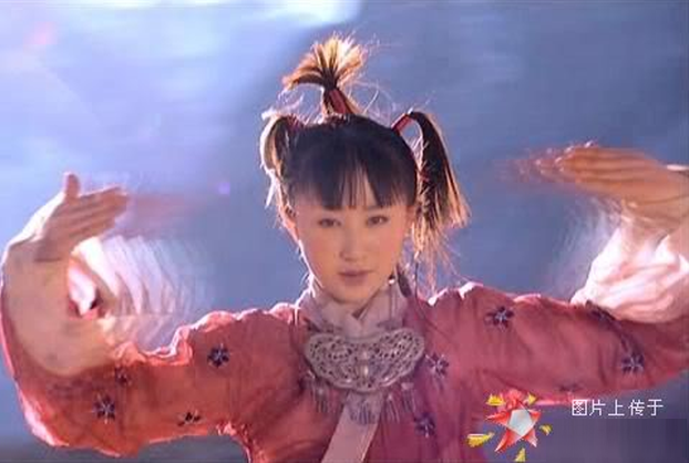 Theo Kim Dung, cao thủ luyện thiên trường địa cửu bất lão trường xuân công có thể đạt đến cảnh giới cải lão hoàn đồng và nội công ngày càng thâm hậu hơn.