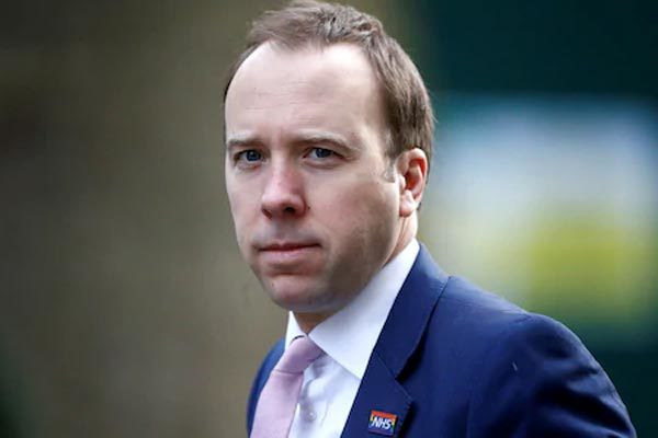 Sau Thủ tướng Anh Boris Johnson, Bộ trưởng Y tế Anh Matt Hancock là quan chức cấp cao tiếp theo của xứ sở sương mù thông báo nhiễm Covid-19. Hiện tự cách ly và làm việc tại nhà.