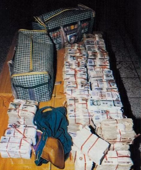 Vu cuop xe tien chan dong Trung Quoc ket thuc sau 21 nam-Hinh-4