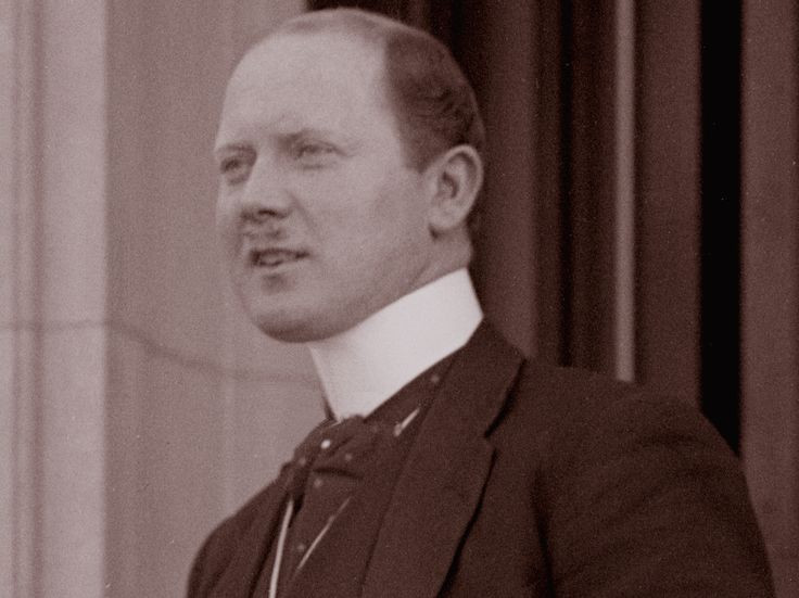 Theo đó, cổ áo có thể tháo rời vô tình trở thành vũ khí giết người nguy hiểm. Chúng có thể đoạt mạng một người đàn ông trong lúc đang dùng bữa.