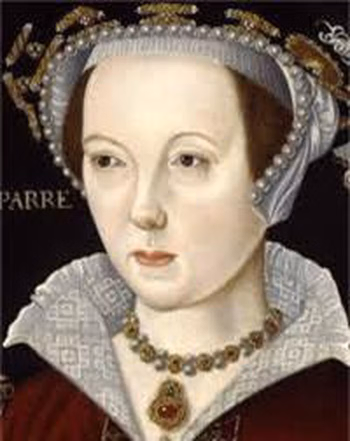 Hoàng hậu thứ 6 và cũng được coi là người "đỉnh" nhất của Vua Henry VIII là Catherine Parr (1512 - 1548). Là một góa phụ có học thức và thông minh, hoàng hậu Catherine cư xử khéo léo để tránh rơi vào "vết xe đổ" của 5 hoàng hậu trước.