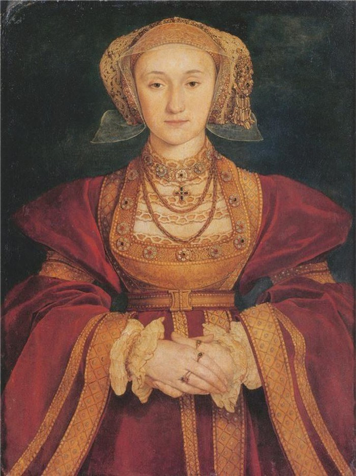 Tiếp đến, Anne xứ Cleves trở thành hoàng hậu thứ 4 của Vua Henry VIII. Tuy nhiên, bà hoàng này chỉ ở ngôi vị chủ hậu cung trong 6 tháng vì nhà vua không thấy bà hấp dẫn như khi nhìn trong tranh.