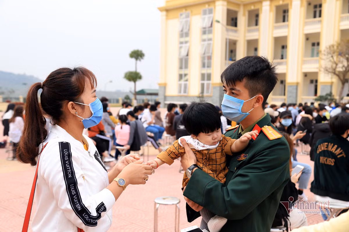 Quyen luyen chia tay khu cach ly 'com ngon, thoai mai nho mai khong quen'-Hinh-8