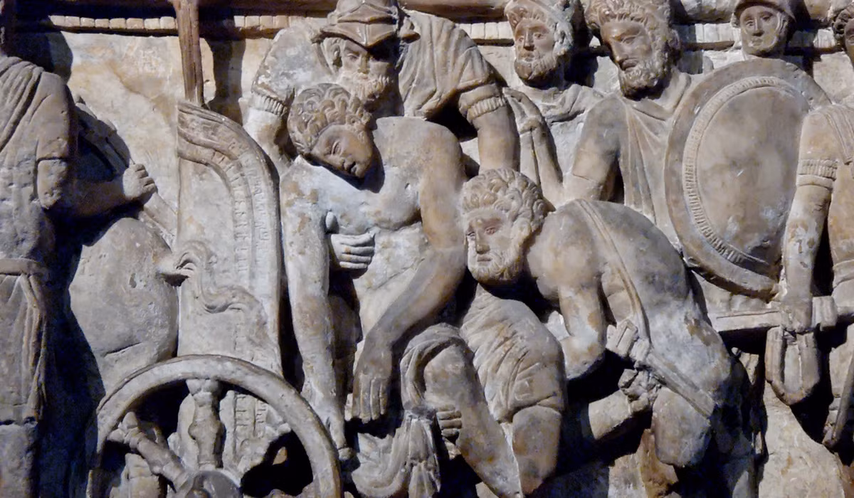 Nhà sử học Hy Lạp Thucydides (460 - 400 trước Công nguyên) đã có những ghi chép về dịch bệnh này.